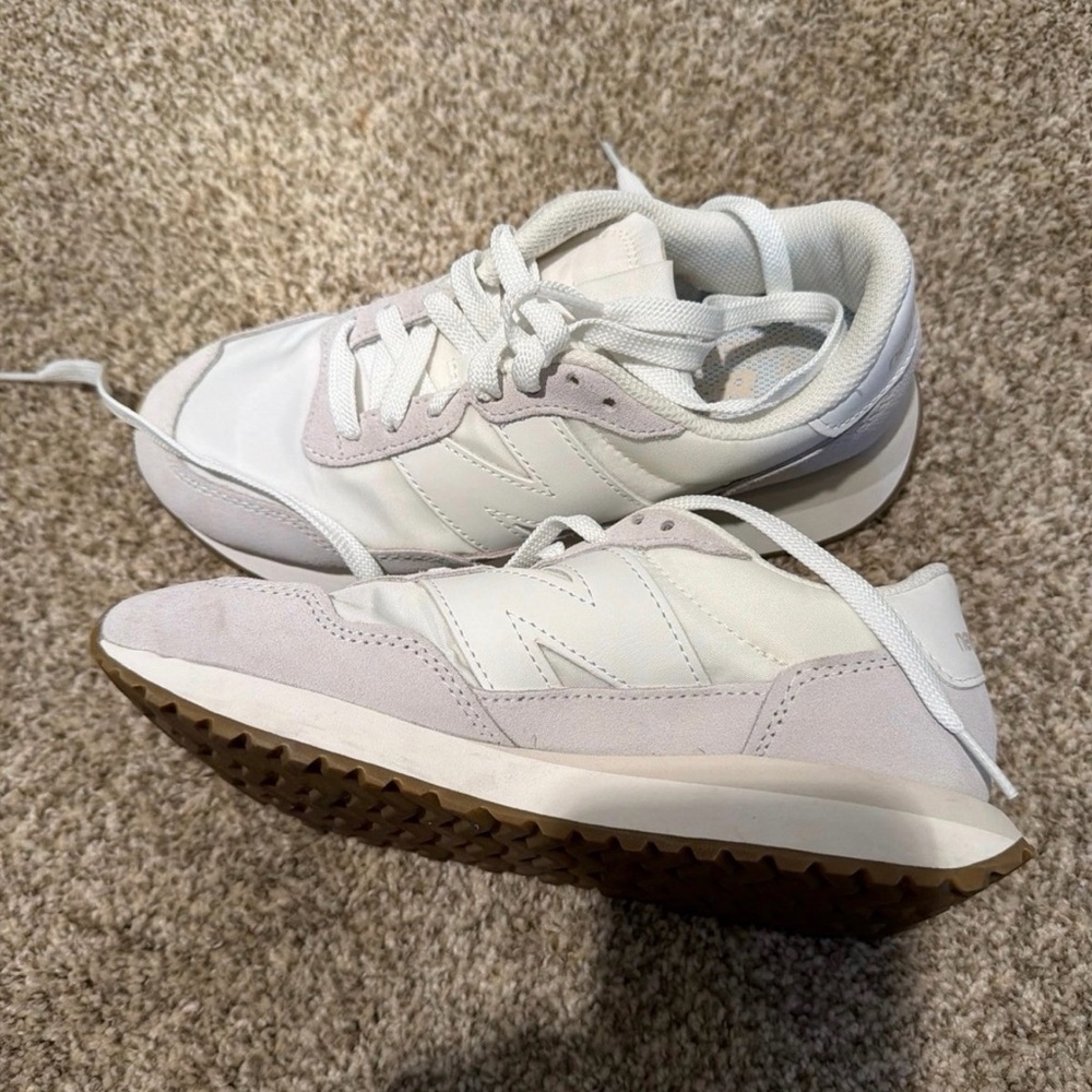 New Balance White and Gray Women's Sneakers